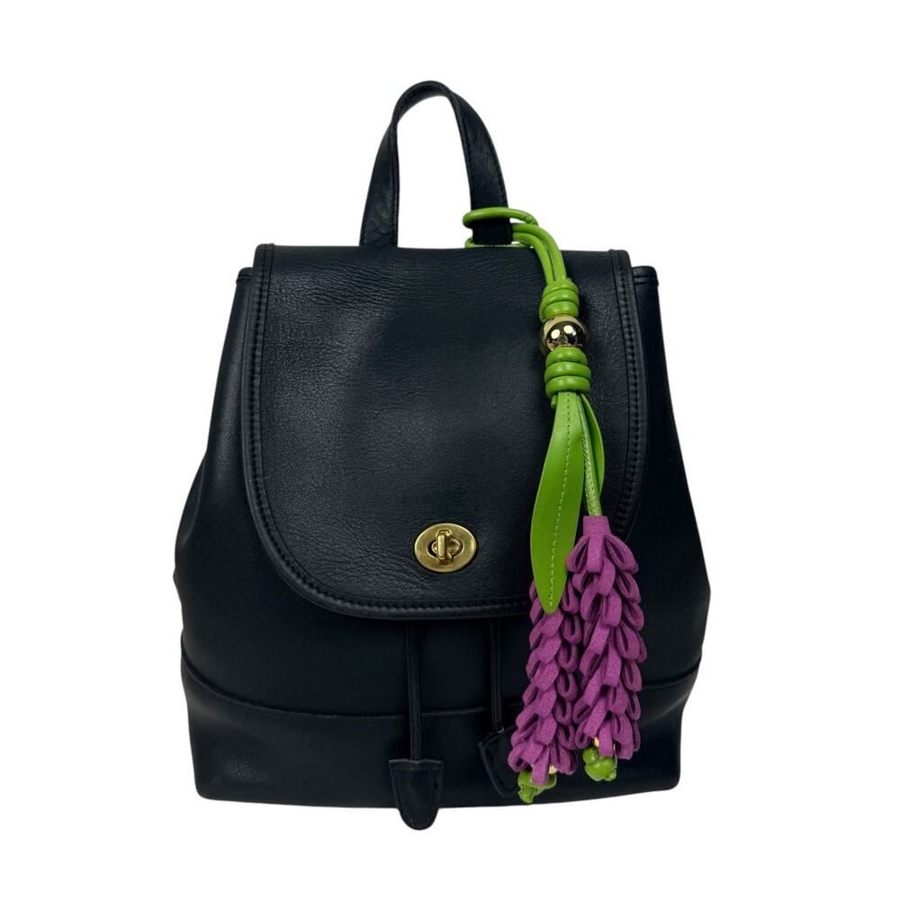Coach Vintage XL Daypack Black Leather Solid Brass Hardware Drawstring Backpack
